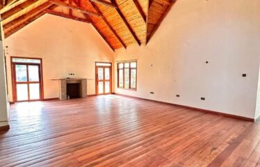Ambassadorial 6-Bedroom House for Sale – Ridgeways