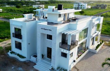 VIPINGO RIDGE LUXURY 5 BEDROOM VILLA FOR SALE