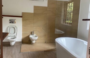 VIPINGO RIDGE LUXURY 5 BEDROOM VILLA FOR SALE