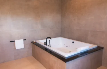 FOR SALE – EXQUISITE COASTAL VILLA – WHERE SOPHISTICATION MEETS SERENITY (POA)