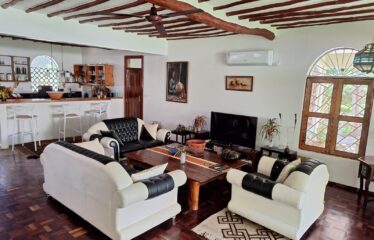 FOR SALE A STUNNING 3-BEDROOM VILLA FOR SALE IN DIANI – WITH 2-BEDROOM COTTAGE