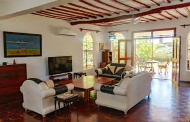 FOR SALE A STUNNING 3-BEDROOM VILLA FOR SALE IN DIANI – WITH 2-BEDROOM COTTAGE
