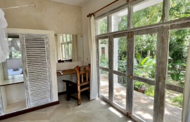 BEACHFRONT PARADISE FOR SALE – DIANI