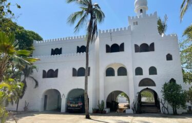 AN ICONIC SULTAN-STYLE BEACHFRONT VILLA IN LIKONI